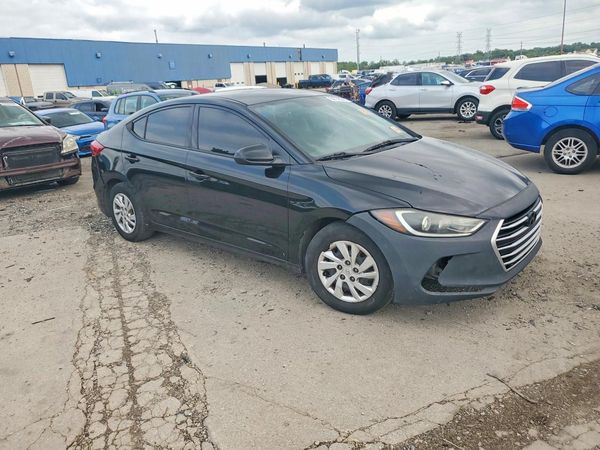 2017 HYUNDAI ELANTRA SE Base — Passenger 3/4