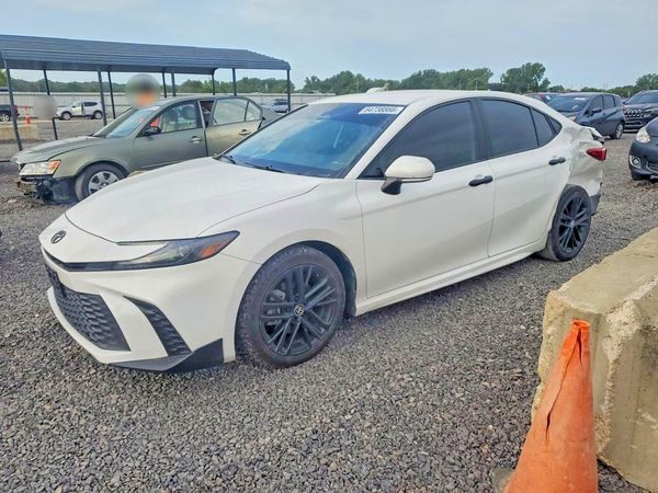 2025 TOYOTA CAMRY