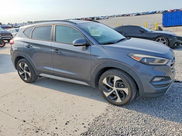 2017 HYUNDAI TUCSON