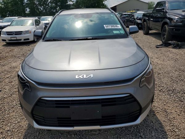 2025 KIA NIRO