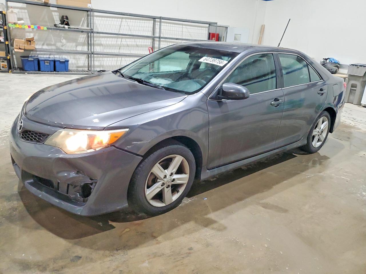 2014 TOYOTA CAMRY