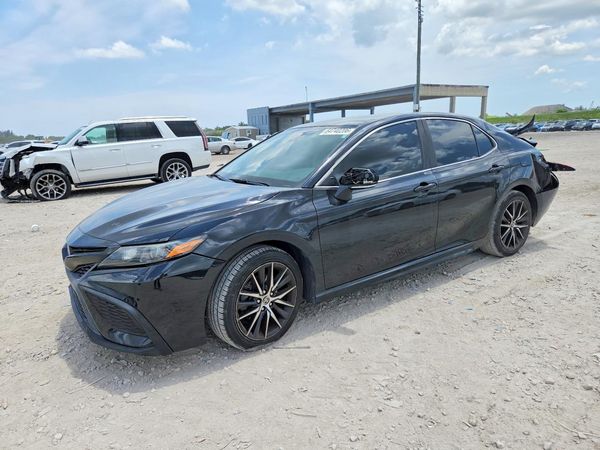 2023 TOYOTA CAMRY