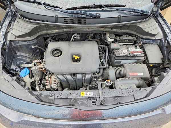 2020 KIA SOUL GT-Line — Engine bay