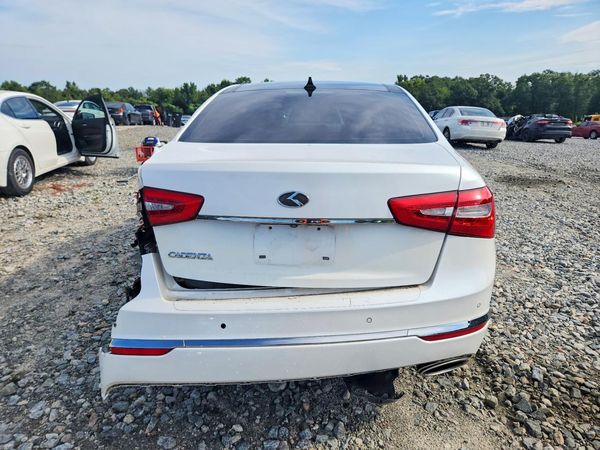 2015 KIA CADENZA