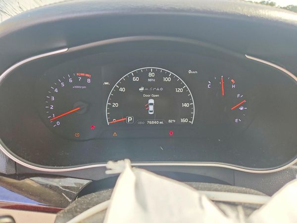 2015 KIA CADENZA