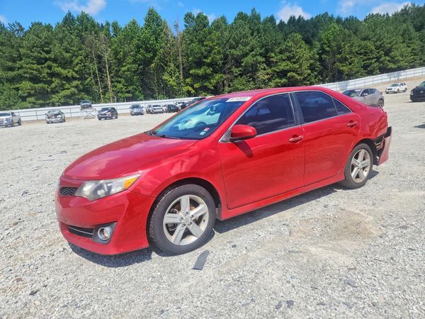 2012 TOYOTA CAMRY