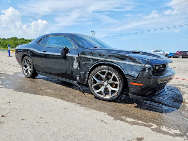 2015 DODGE CHALLENGER SXT