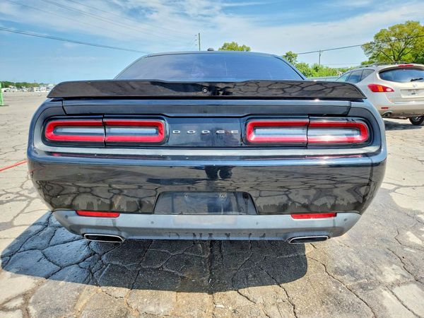 2015 DODGE CHALLENGER SXT
