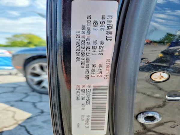 2015 DODGE CHALLENGER SXT