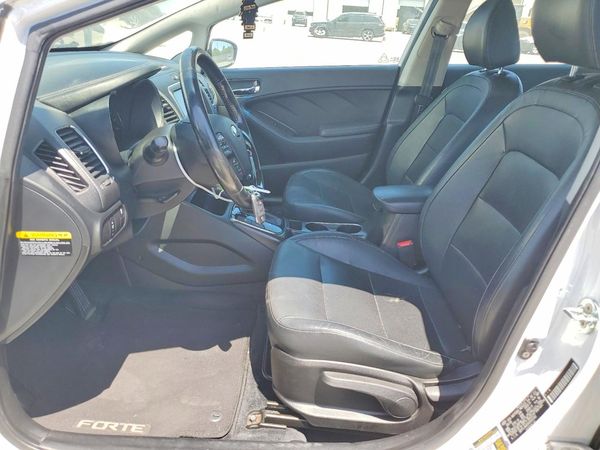 2017 KIA FORTE EX