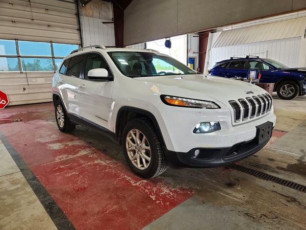 2017 JEEP CHEROKEE LATITUDE 4X4