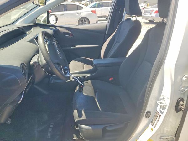 2016 TOYOTA PRIUS One/Two