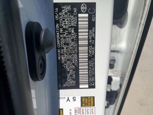 2016 TOYOTA PRIUS One/Two