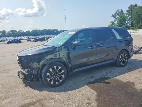 2022 KIA CARNIVAL