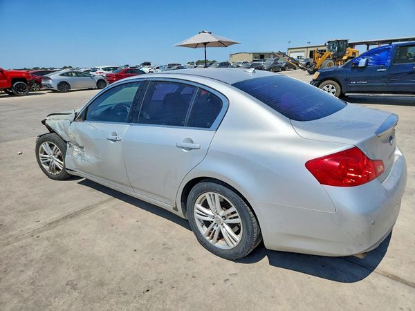 2012 INFINITI G37