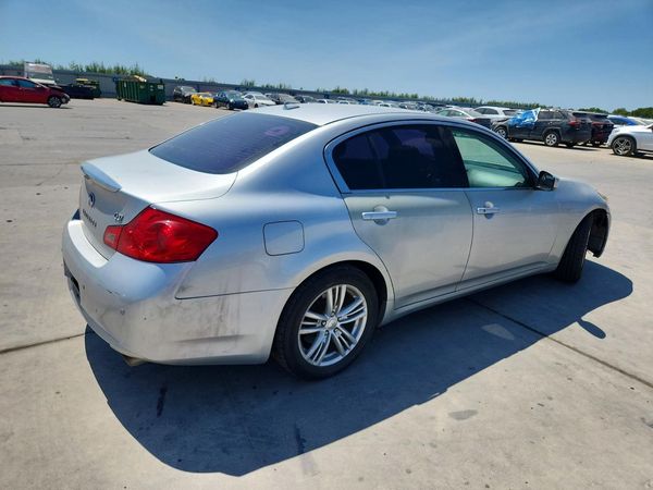 2012 INFINITI G37