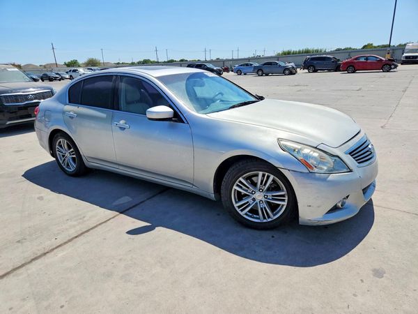 2012 INFINITI G37