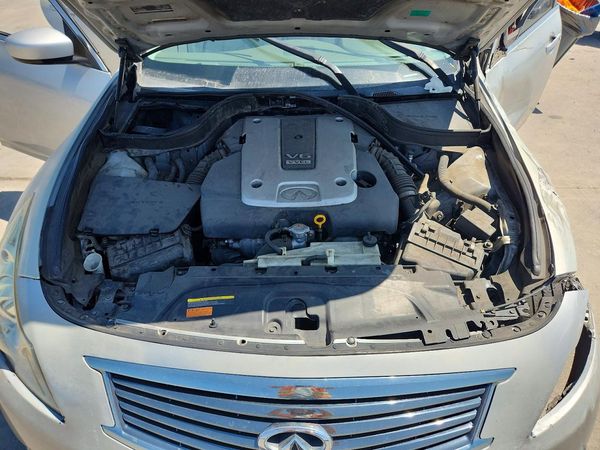 2012 INFINITI G37