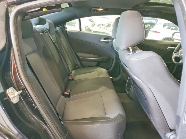 2016 DODGE CHARGER SXT