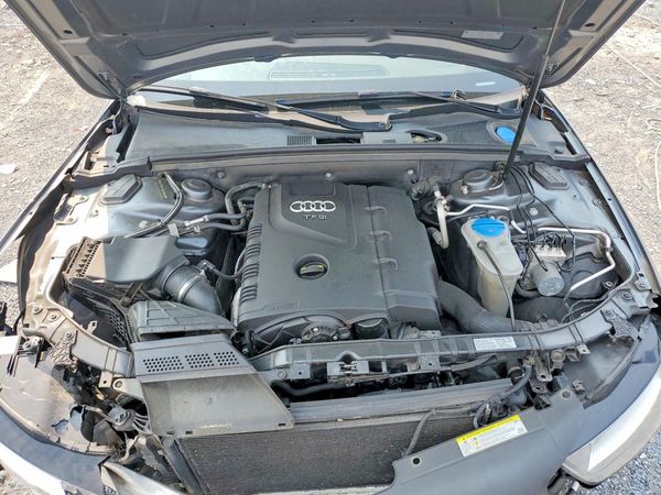2014 AUDI A4 quattro Premium