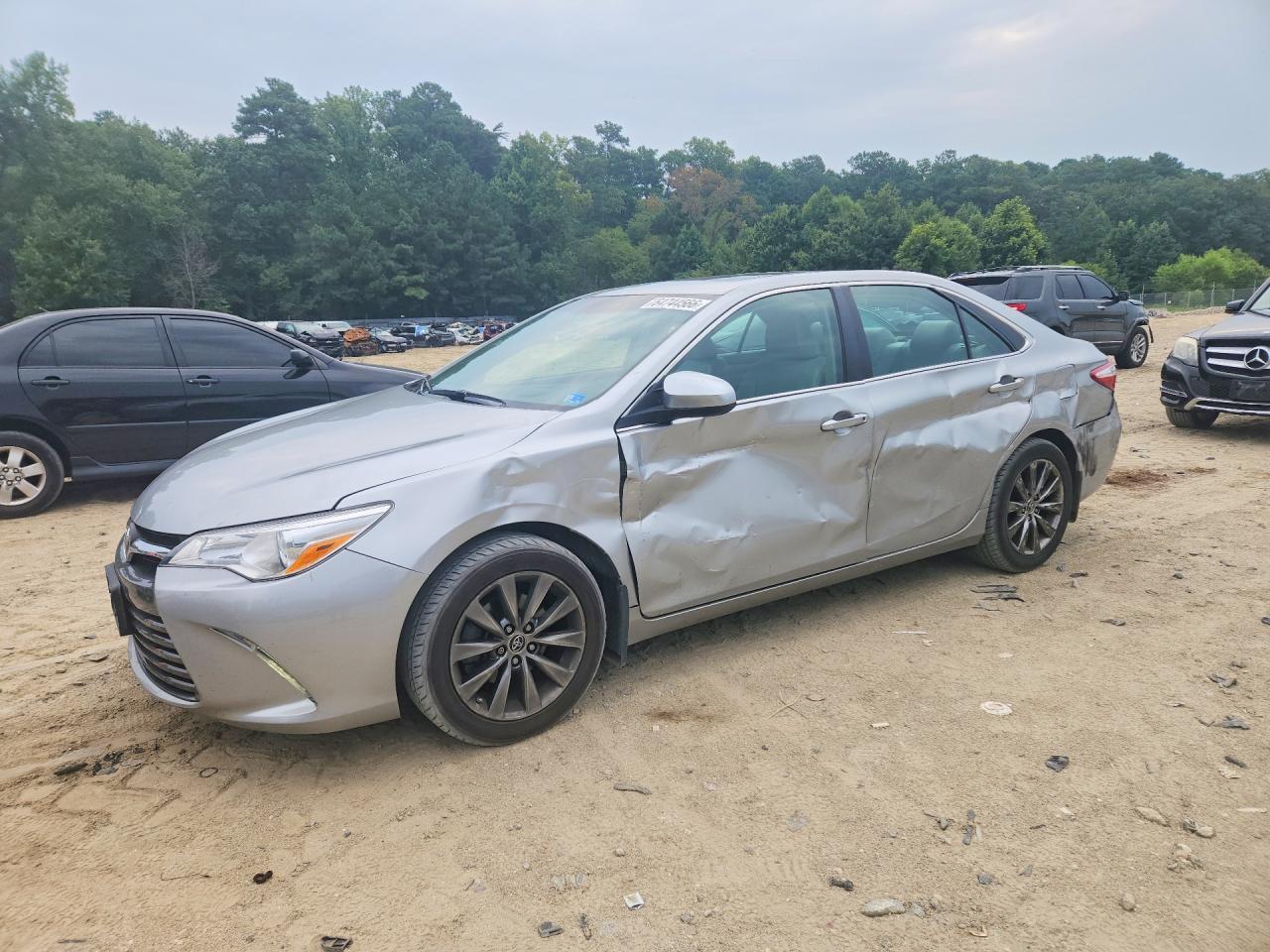 2015 TOYOTA CAMRY