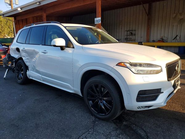 2017 VOLVO XC90