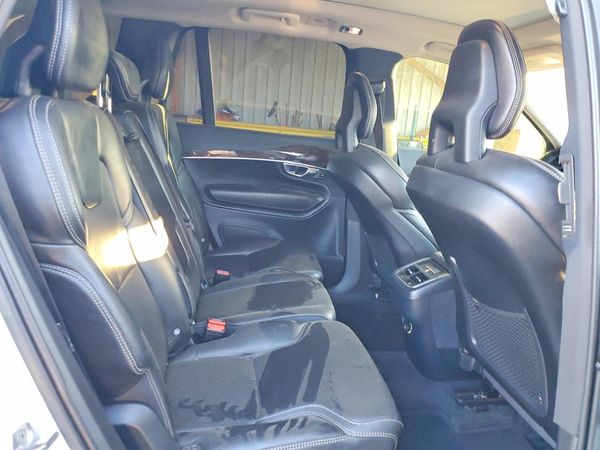 2017 VOLVO XC90