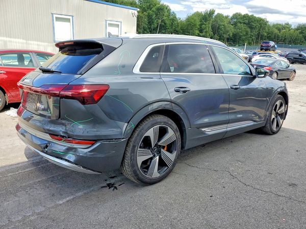 2019 AUDI E-TRON e-tron quattro Prestige