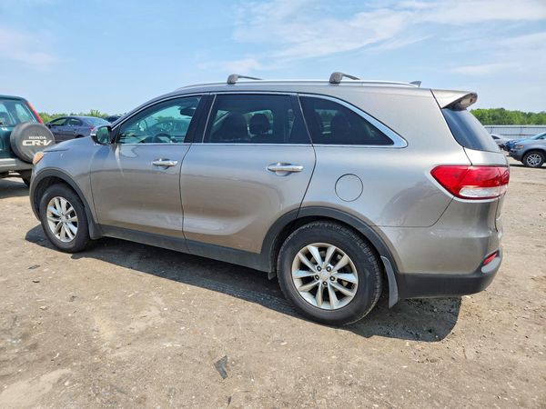 2017 KIA SORENTO L, LX