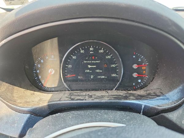 2017 KIA SORENTO L, LX