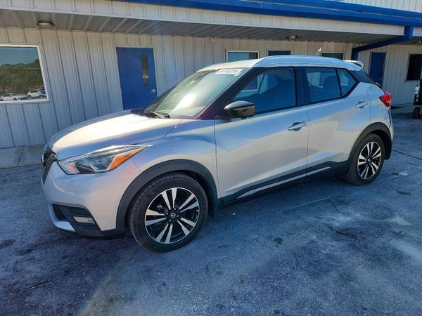 2020 NISSAN KICKS