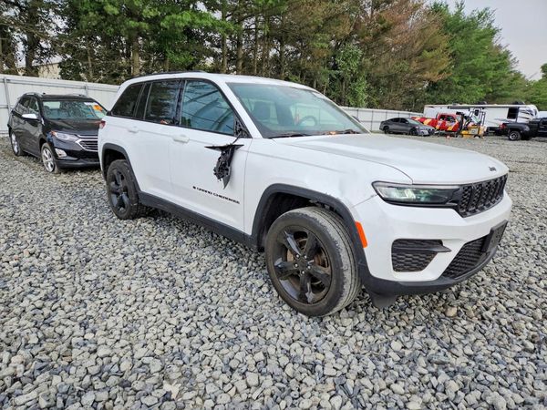 2023 JEEP GRAND CHEROKEE
