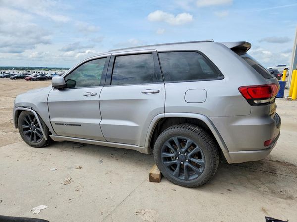 2017 JEEP GRAND CHEROKEE LAREDO 4X4