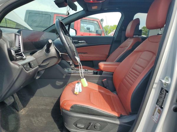 2023 KIA SPORTAGE SX-PRESTIGE or SX-P