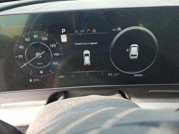 2023 KIA SPORTAGE SX-PRESTIGE or SX-P