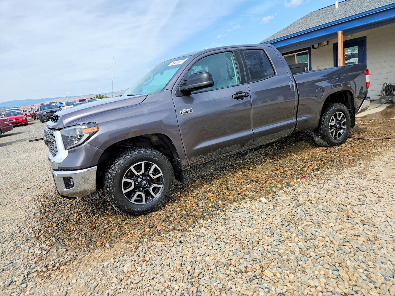 2019 TOYOTA TUNDRA SR5 Grade — Front 3/4