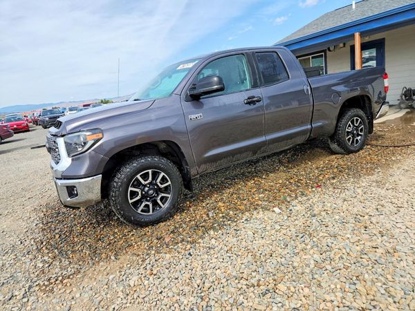 2019 TOYOTA TUNDRA SR5 Grade — Front 3/4