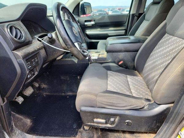 2019 TOYOTA TUNDRA SR5 Grade — DENT