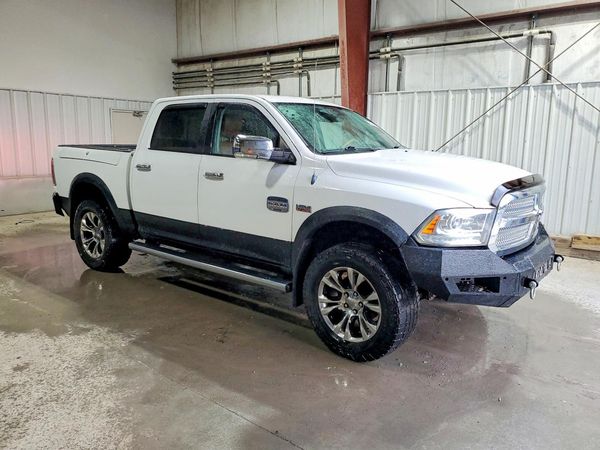 2013 RAM 1500 Longhorn — Passenger 3/4