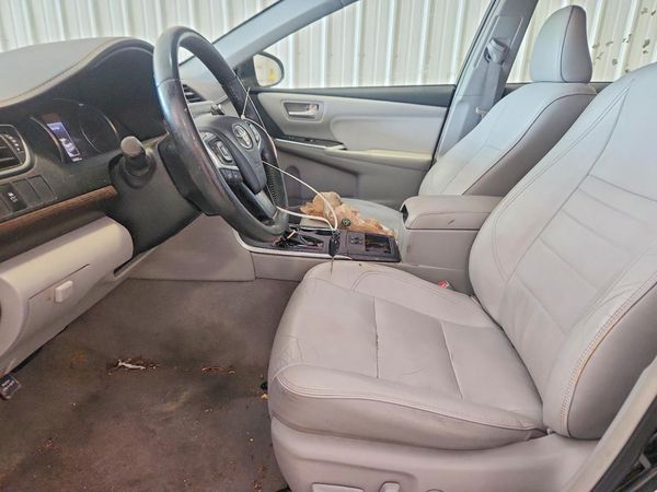 2015 TOYOTA CAMRY