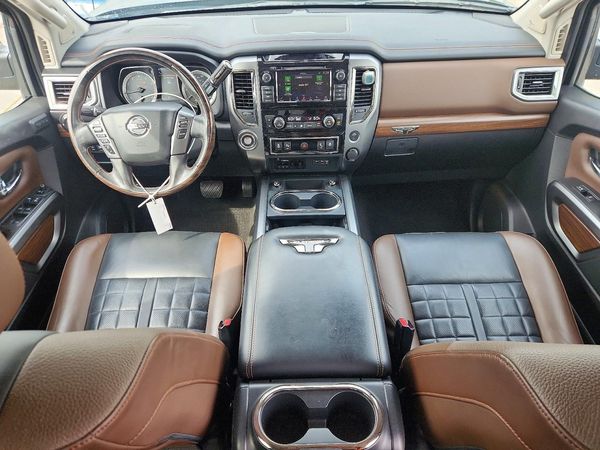 2019 NISSAN TITAN