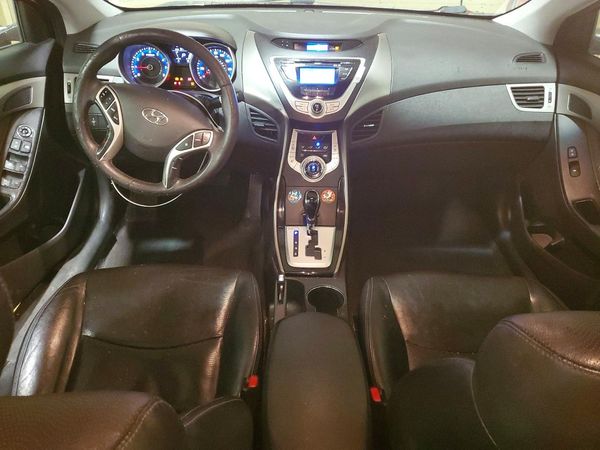 2012 HYUNDAI ELANTRA GLS(Middle grade)