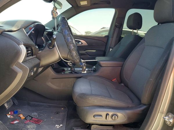 2023 CHEVROLET TRAVERSE LT