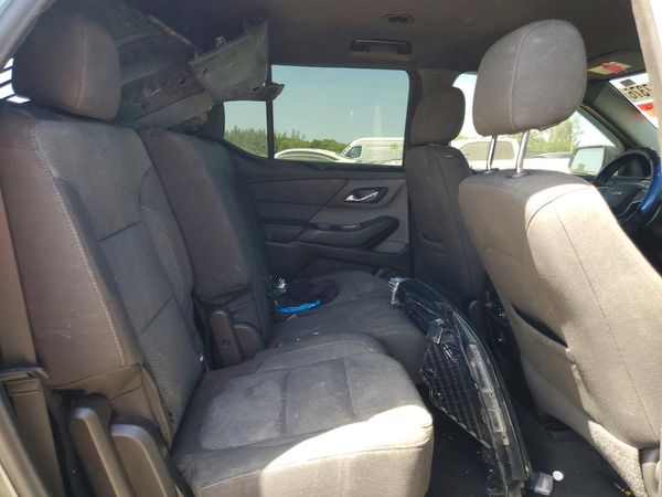 2023 CHEVROLET TRAVERSE LT