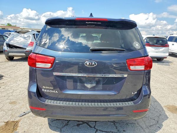 2017 KIA SEDONA LX