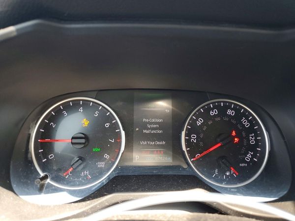2021 TOYOTA RAV4 LE