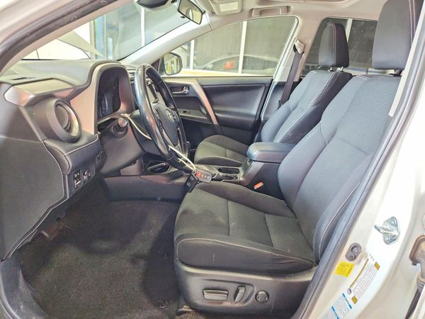 2018 TOYOTA RAV4 Adventure/XLE