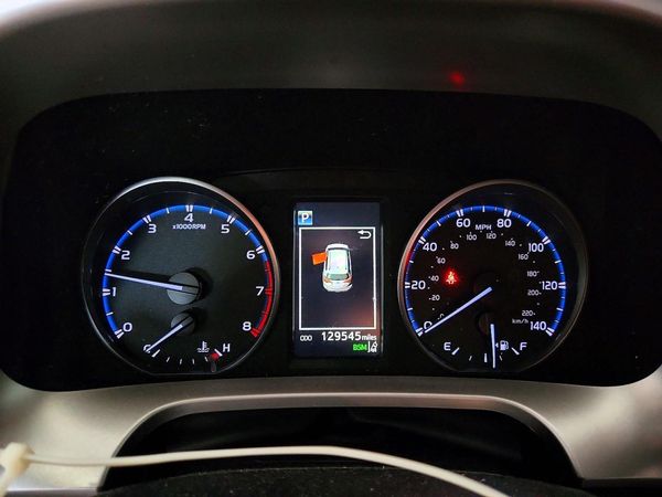 2018 TOYOTA RAV4 Adventure/XLE