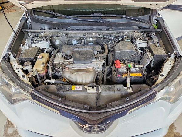 2018 TOYOTA RAV4 Adventure/XLE