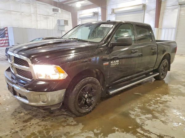 2019 RAM 1500 CLASSIC SLT